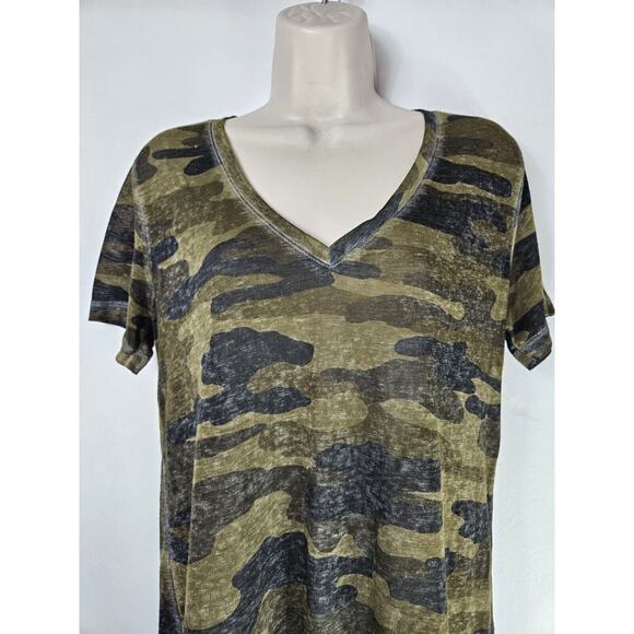 Lucky Brand Size SMALL Short Sleeve‎ Camouflage Top - Picture 5 of 5